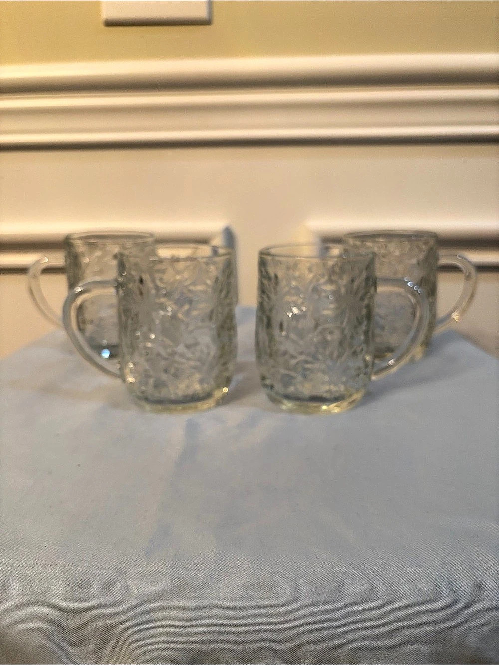 Princess House Fantasia Poinsettia Coffee Mugs Clear Set of 4